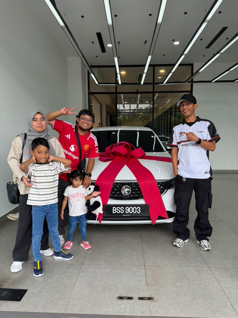 Syahmin Proton customer delivery 1